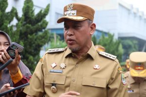 Wali Kota Bekasi Tri Adhianto angkat bicara terkait gangguan dan pemadaman listrik yang terjadi di sejumlah wilayah Kota Bekasi dalam beberapa waktu terakhir.