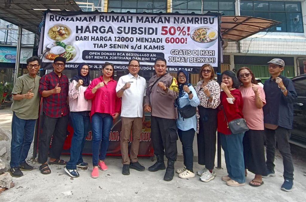 Kepedulian terhadap masyarakat terus diwujudkan Komunitas Bersama Berbagi (KBB) melalui peluncuran program Sarapan Berkah Gratis (SBG) di Rumah Makan Namribu (Rumanam), Jalan Pemuda Kranji No. 7J, Bekasi Barat, Senin (20/7/2026).