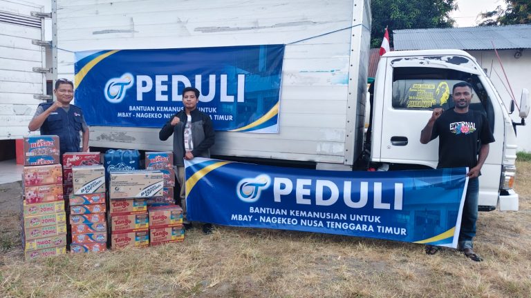 Merespons bencana alam gempa bumi bermagnitudo 7,7 yang memporak-porandakan Kota Mbay, Kabupaten Nagekeo, Nusa Tenggara Timur (NTT), aksi tanggap darurat kemantuan OT Peduli menyalurkan paket bantuan logistik untuk para pengungsi.